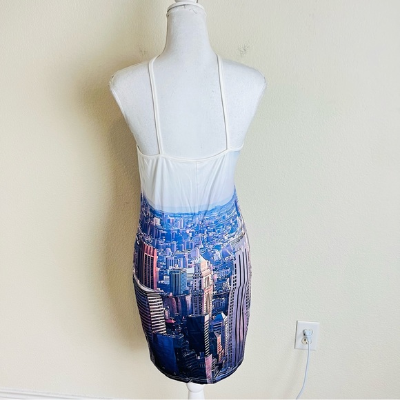 New York Aerial Skyline White Ombré Diamond Halter Mini Dress - Picture 2 of 3